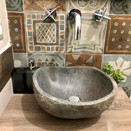 Le Mille E Una Notte Calcata